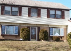 Pre-foreclosure in  EDGE LN Willingboro, NJ 08046