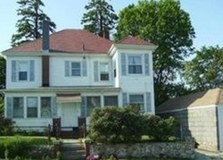 Pre-foreclosure Listing in MOUNT PLEASANT ST NEW BEDFORD, MA 02740