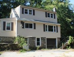 Pre-foreclosure Listing in MILLBURY AVE MILLBURY, MA 01527