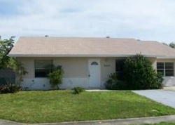 Pre-foreclosure Listing in OAKVIEW LN LAKE WORTH, FL 33463