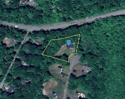 Pre-foreclosure in  NUTMEG CIR Colchester, CT 06415