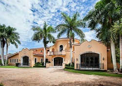 Pre-foreclosure in  SW 63RD CT Miami, FL 33156