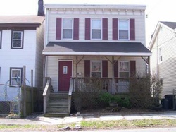 Pre-foreclosure Listing in CARTER ST NEWBURGH, NY 12550