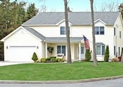 Pre-foreclosure in  GREENBRIAR DR Tuckerton, NJ 08087
