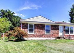 Pre-foreclosure in  CUTLASS CT Louisville, KY 40229