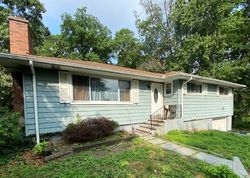 Pre-foreclosure Listing in EDWARD ST WEST HAVEN, CT 06516