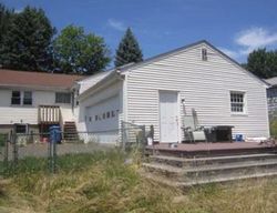 Pre-foreclosure Listing in SLATER RD NEW BRITAIN, CT 06053