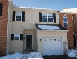 Pre-foreclosure in  GREEN VIEW DR Pottstown, PA 19464