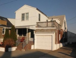 Pre-foreclosure in  LYNBROOK AVE Point Lookout, NY 11569