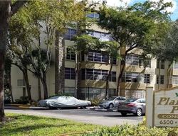 Pre-foreclosure in  CYPRESS RD  Fort Lauderdale, FL 33317