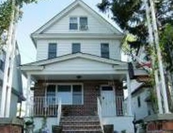 Pre-foreclosure Listing in 12TH RD WHITESTONE, NY 11357