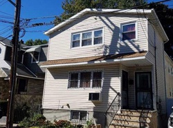 Pre-foreclosure in  182ND PL Springfield Gardens, NY 11413