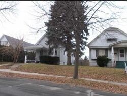  S 9th St, Milwaukee WI