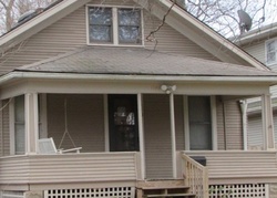 Pre-foreclosure in  PEARL ST Aurora, IL 60505