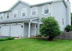 Pre-foreclosure in  S OAKDALE CIR Plainfield, IL 60544