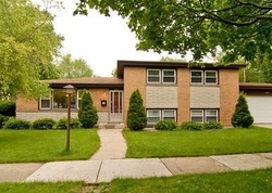 Pre-foreclosure Listing in E GOLFHURST AVE MOUNT PROSPECT, IL 60056