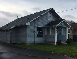 Pre-foreclosure Listing in 4TH ST NE SALEM, OR 97301