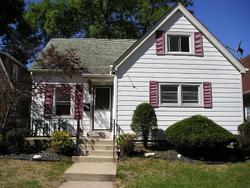 Pre-foreclosure in  S HOMAN AVE Evergreen Park, IL 60805