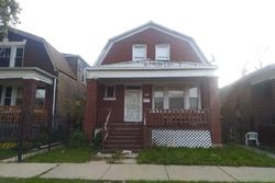 Pre-foreclosure in  S MAPLEWOOD AVE Chicago, IL 60629