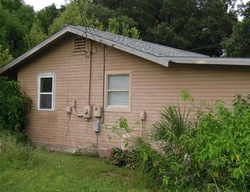 Pre-foreclosure Listing in CLAY AVE LARGO, FL 33773