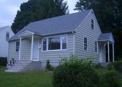 Pre-foreclosure in  NICHOLS DR Waterbury, CT 06708