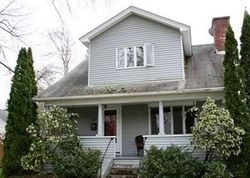 Pre-foreclosure in  MURRAY AVE Westfield, MA 01085