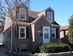 Pre-foreclosure Listing in WAGNER AVE SCHILLER PARK, IL 60176