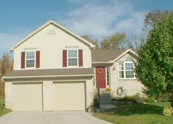 Pre-foreclosure in  SUGARBERRY DR Hebron, KY 41048