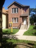 Pre-foreclosure in  W LEXINGTON ST Chicago, IL 60624