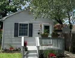 Pre-foreclosure Listing in FOREST AVE MIDDLETOWN, NJ 07748