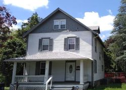 Pre-foreclosure in  FAIRVIEW RD Woodlyn, PA 19094