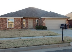 Pre-foreclosure in  NW 135TH ST Piedmont, OK 73078
