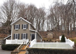 Pre-foreclosure Listing in MYRTLE ST SHELTON, CT 06484