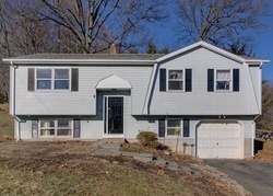 Pre-foreclosure in  BROMLEY CT Hamden, CT 06514
