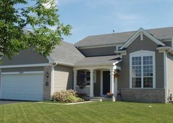 Pre-foreclosure in  N QUEENSBURY LN Wadsworth, IL 60083