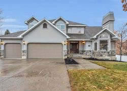 Pre-foreclosure in  S DANISH DOWNES CT Salt Lake City, UT 84121