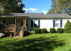 Pre-foreclosure Listing in OLD SEVEN MILE PIKE SHELBYVILLE, KY 40065