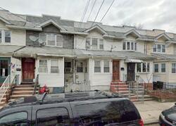 Pre-foreclosure Listing in 76TH ST WOODHAVEN, NY 11421
