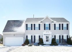 Pre-foreclosure in  GRAYSTONE LN Orchard Park, NY 14127