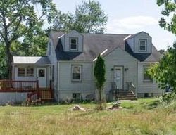 Pre-foreclosure Listing in RILEY RD NEW WINDSOR, NY 12553