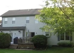  Bowes Bend Dr, Elgin IL