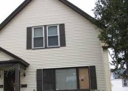 Pre-foreclosure Listing in 1ST ST LEOMINSTER, MA 01453