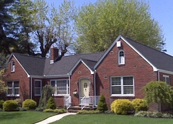 Pre-foreclosure Listing in ELMWOOD AVE VINELAND, NJ 08360