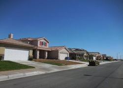 Pre-foreclosure Listing in NICOLES WAY ADELANTO, CA 92301