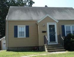 Pre-foreclosure in  GREENFIELD AVE Stratford, CT 06614