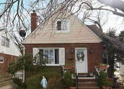 Pre-foreclosure Listing in HANCOCK AVE FRANKLIN SQUARE, NY 11010