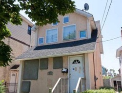 Pre-foreclosure Listing in 160TH ST FLUSHING, NY 11358