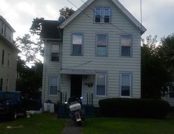 Pre-foreclosure in  2ND AVE West Haven, CT 06516