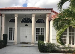 Pre-foreclosure in  CHESAPEAKE CIR West Palm Beach, FL 33409