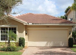 Pre-foreclosure Listing in CAROLINA WILLOW DR FORT MYERS, FL 33913